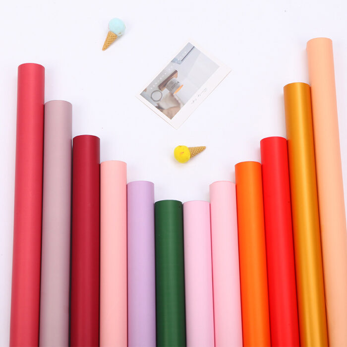 WRAPPING PAPER ROYZ