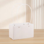 HAND BAG MKNSTD White Z3